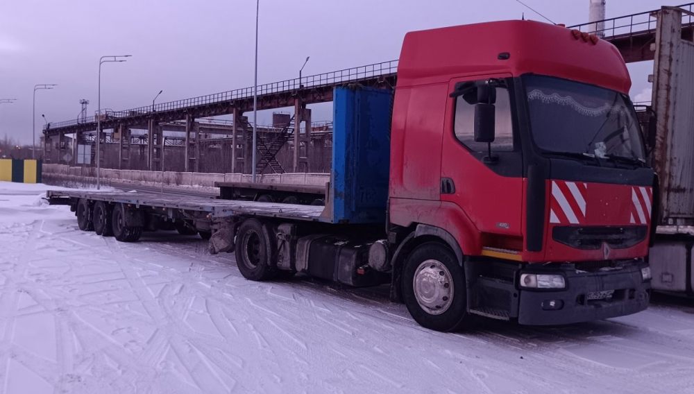 Прицеп Перевозка спецтехники площадками и тралами до 20 тонн взять в аренду, заказать, цены, услуги - Мелитополь